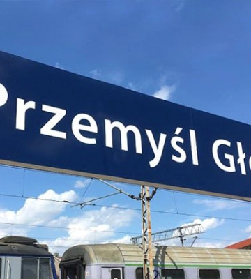 Поїзд Перемишль-Дніпро-Запоріжжя: скільки коштують квитки та хто їх квапиться розбирати