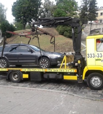 В Киеве выросло количество нарушений ПДД: авто будут эвакуировать