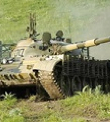 Россия развернула огневые точки из старых танков Т-62