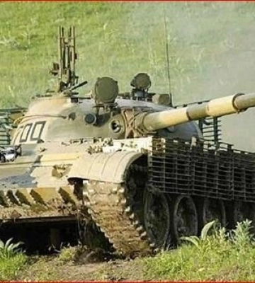 Россия устроила огневые точки из старых танков Т-62 под Запорожьем