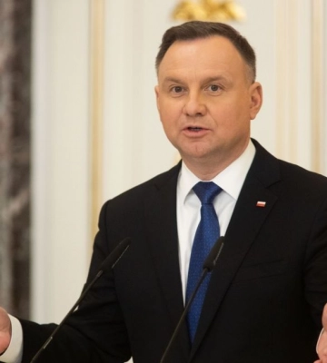 Близько 40 людей вважаються зниклими безвісти через ракетний обстріл у Кременчуці