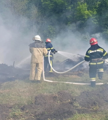 У Криворізькому районі через ворожі обстріли спалахнуло майже 90 га озимого ячменю – Дніпропетровська облрада