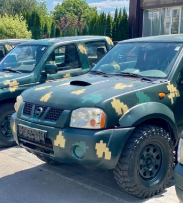 Стало відомо скільки автомобілів придбали для військових у Дніпрі