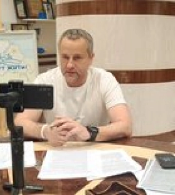 Без связи и с низкокачественной продукцией РФ: мэр Херсона о выживании города в оккупации