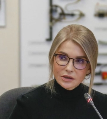Тимошенко: демилитаризация и ядерное разоружение РФ - первоочередная задача мира