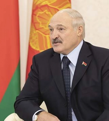 Лукашенко объявил о готовности “воевать за Западную Украину” со странами Запада