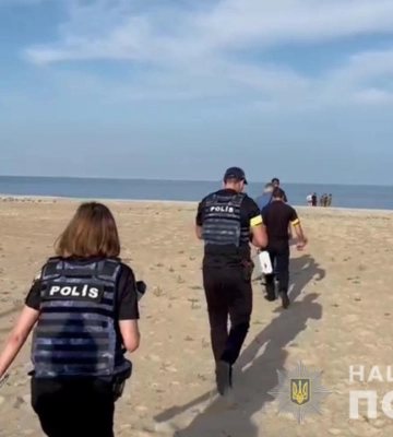 Подорвался на мине. В Одессе во время купания погиб отдыхающий (видео)