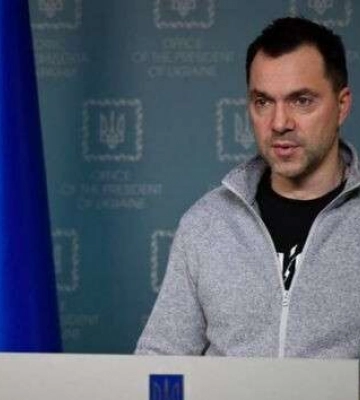 Арестович дал прогноз на освобождение Херсона