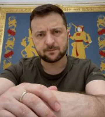 Зараз всі українці мають бути єдиним народом, який бореться й не дозволяє світу перемкнути увагу з подій в Україні