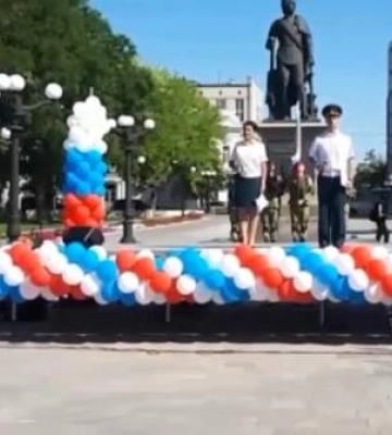 Артистов больше, чем зрителей: херсонцы проигнорировали &quot;день России&quot;, организованный оккупантами