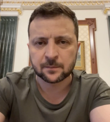 Зеленский: РФ перебрасывает силы на Херсонщину и Запорожье, но это не поможет