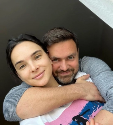 Жена Мирошниченко призналась, почему вернулась из Германии: &quot;Отсутствие жилья, бюрократия&quot;