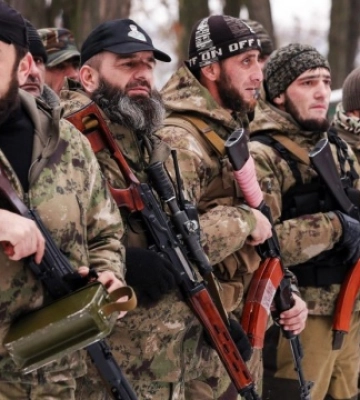 Російські окупанти намагаються посилити угруповання під Херсоном — ГУР