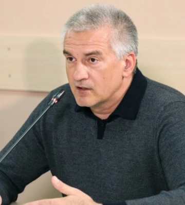 Аксьонов визнав, що Росія продає українське зерно, завезене до Криму