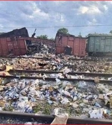 Российская ракета попала в вагон с продуктами для мариупольцев