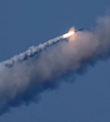 Россияне нанесли ракетные удары по морскому побережью в Одесской области