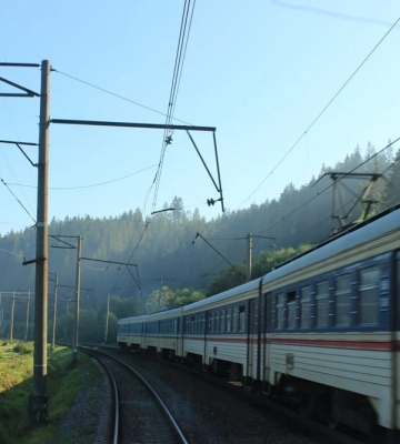 Змінено розклад руху двох регіональних поїздів: Львів-Ужгород і Львів-Рівне