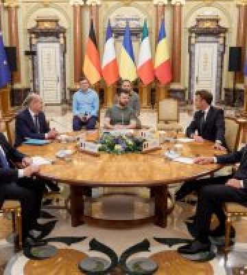 Володимир Зеленський у Києві провів зустріч з лідерами Німеччини, Франції, Румунії та Італії