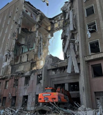 Оккупанты нанесли ракетный удар по Николаеву: погиб один человек, есть раненые и разрушения
