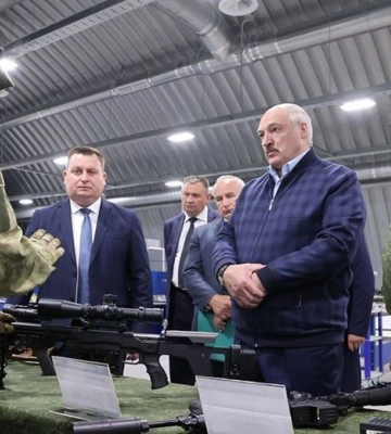Если ударят по Мозырю, то мы ударим по Киеву, — Лукашенко