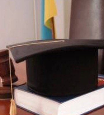 Заступник голови Верховного Суду Львов із паспортом РФ і надалі розглядатиме справи, - Центр протидії корупції