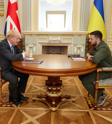 Джонсон запропонував Зеленському програму підготовки українських військових у Великій Британії: 10 тисяч воїнів кожні 120 днів