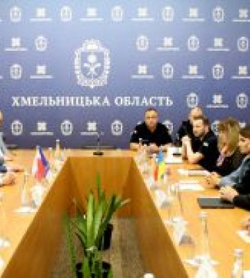 Хмельницький: Наша електроенергія потрібна на Заході