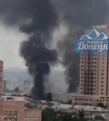 СМИ: За последние трое суток в Донецке уничтожены минимум 7 военных складов РФ
