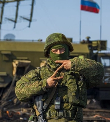 Военные РФ похитили пассажирский теплоход, чтобы переправиться через Днепр возле разрушенного Антоновского моста, - полиция