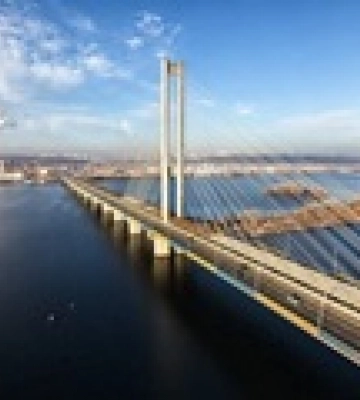 Южный мост в Киеве закрывают для частного транспорта