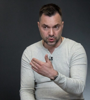 &quot; Участок 20 км&quot;: Арестович рассказал, где россияне еще пробуют идти в наступление