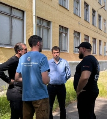 Американцы помогут отстроить школу в Чернигове