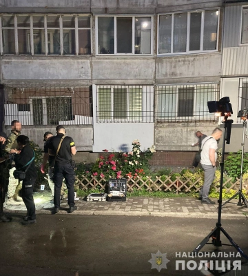 П&#039;яний мешканець Дніпра кинув з вікна будинку гранату, постраждала дитина, - Нацполіція. ФОТО