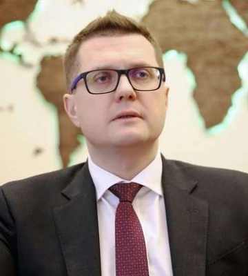 Зеленський хоче звільнити друга дитинства – Politico