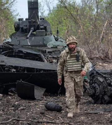 Росіяни завдали авіаудару по Лисичанську, тривають бої за Сєвєродонецьк, - Генштаб