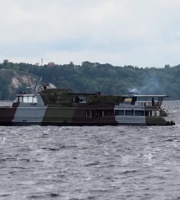 На Дніпрі створили річковий дивізіон катерів для підсилення оборони Києва