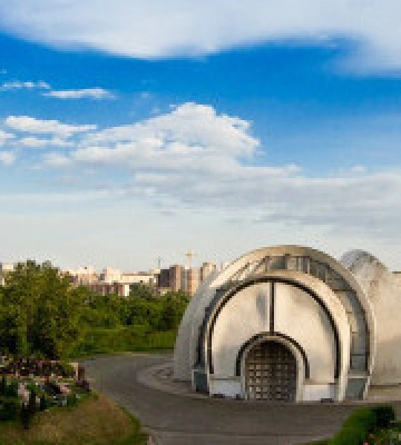 У Києві підрядника та посадовця судитимуть за розкрадання 705 тисяч гривень на ремонті крематорію