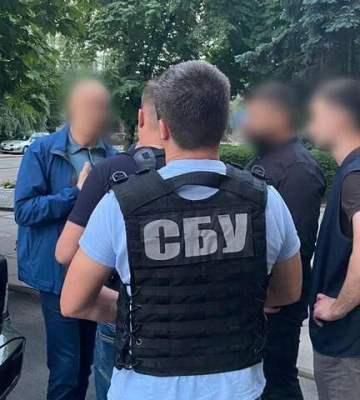 Затримано підприємця, який під час війни заробляв на вертольотах Нацгвардії