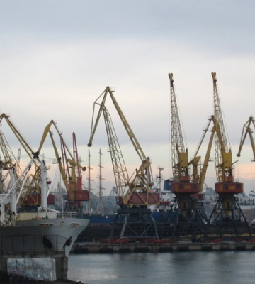 Росія збирається мінувати Чорне море поблизу українських портів, щоб не дозволити вивезти зерно — Guardian