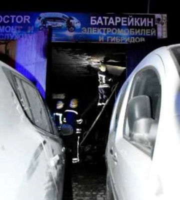 В Одессе на станции техобслуживания произошел пожар