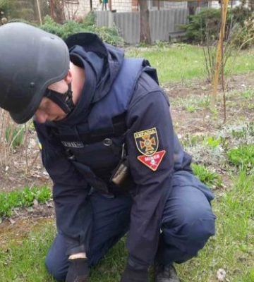 У Дніпрі піротехніки знешкодили ракету