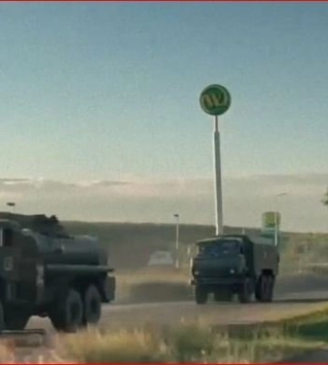 Оккупанты перегоняют колонны военной техники в сторону Запорожья
