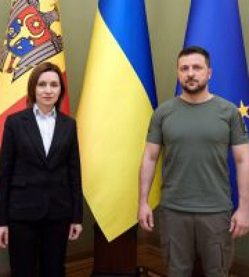 Глава Української держави зустрівся з Президентом Молдови у Києві