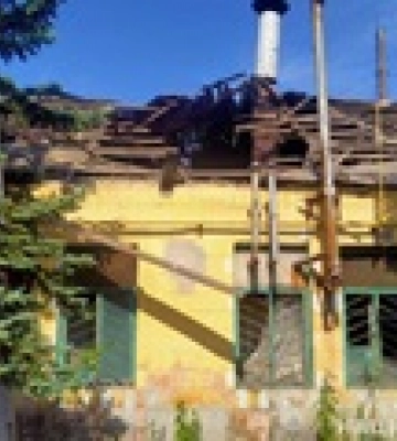 Оккупанты на Донбассе разрушили 30 домов