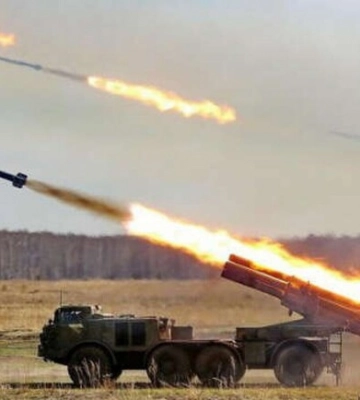 Росіяни знову обстріляли Індустріальний район, є постраждалі