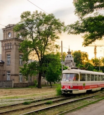 В Запорожье некоторые троллейбусы временно не курсируют из-за ночных обстрелов
