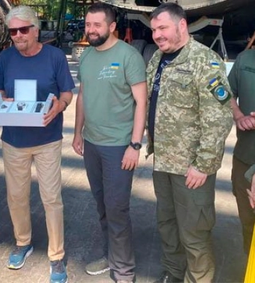 Миллиардер Ричард Брэнсон побывал в Гостомеле