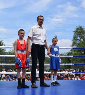 &quot;Перемога понад усе&quot;. У Дніпрі змагались юні боксери