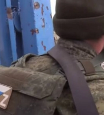 Дивом виживший на крейсері &quot;Москва&quot; моряк відправився воювати на Донбасі, але в перший же день потрапив у полон