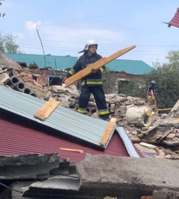 Під завалами будинку у Золочеві на Харківщини знайшли ще одну загиблу